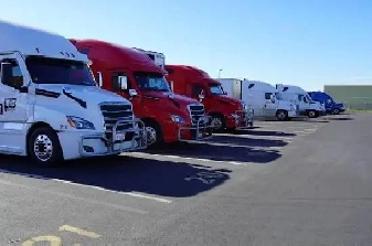 TRUCK TRAILER CHASSIS OFFICE GARAGE CONTAINR PARKING SECURE YARD