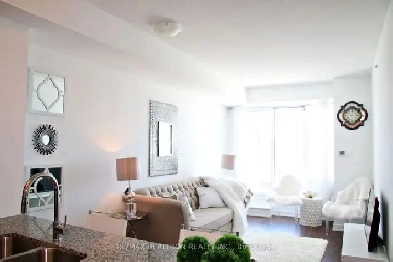 Beautiful Condo with 1 Bedroom   Den with Huge Terrace!