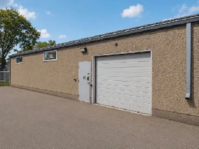 Commercial Space Available - Convenient Central Location