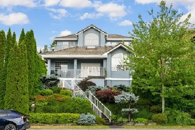 Custom-Built 5BR/4BA Home with Mountain Views | $1,720,000