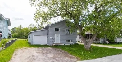 All Inclusive Bright Basement Apartment