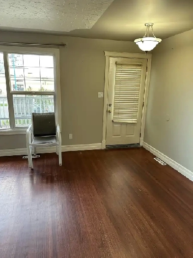 3 BEDROOM MAIN ACROSS WESTBROOK MALL