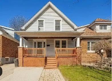 73 Tragina Av. N, Hamilton - 3 Beds 2 Baths House for Rent