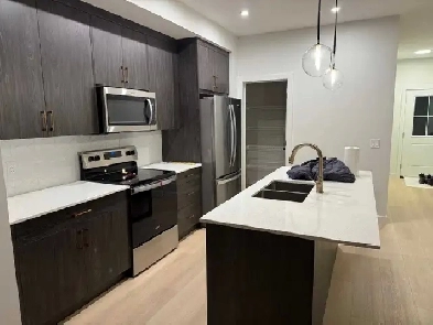Chestermere 4 Bed 3 House ~1700 sq. ft