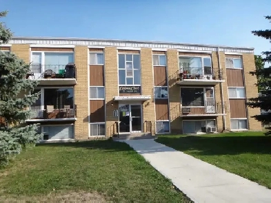 YORKTON - Fully Furnished, 2 Bedroom Apartment