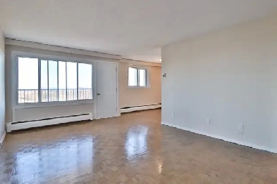 ONE MONTH FREE!   2 Bedroom Kilborn Ave. Alta Vista/Smyth/Bank