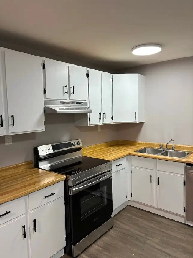 3bed 2bath townhouse for $1700. Special incentives included