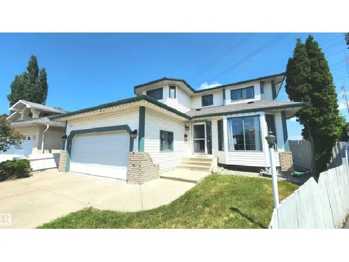 5 Bedroom 2-Storey House