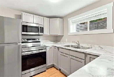 UNB/STU Student Room – $775 All Inclusive – Steps from Campus
