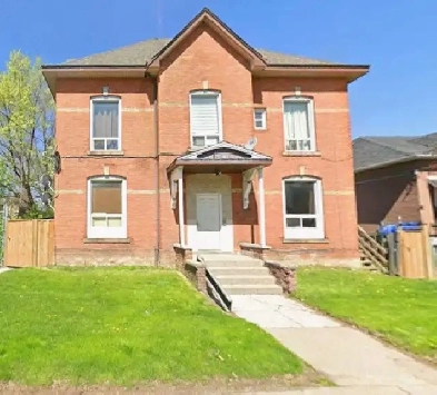 1 BR Apt Available Now