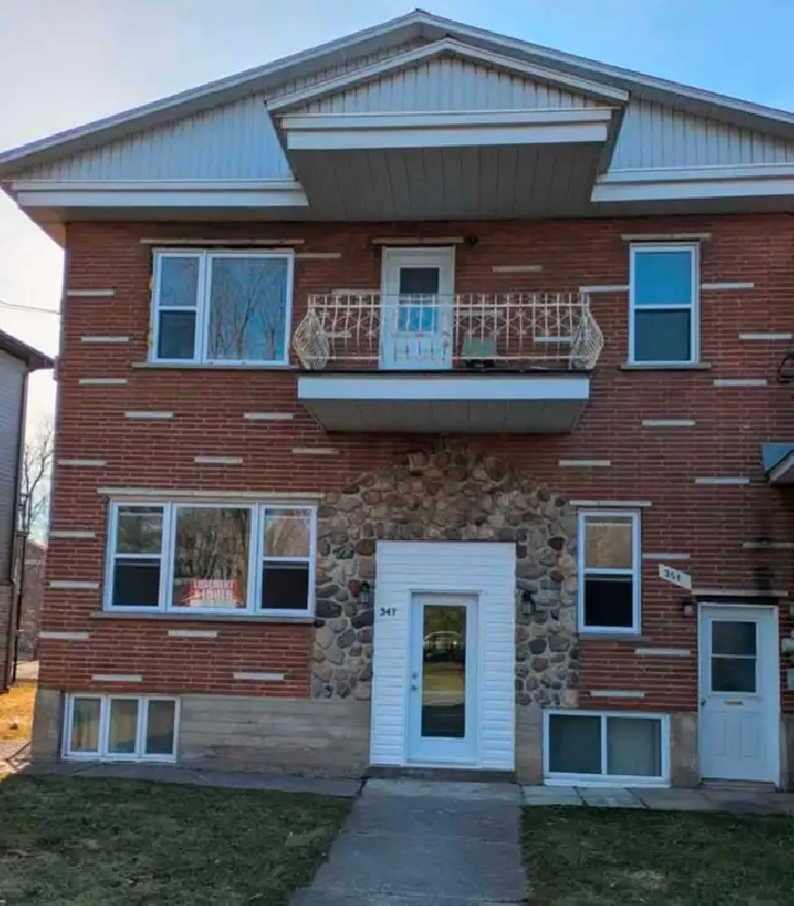 Grand 5 1/2, Napierville