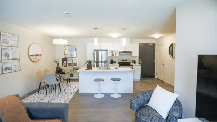 The One - 2 Bed - Charles B - Saint Adolphe