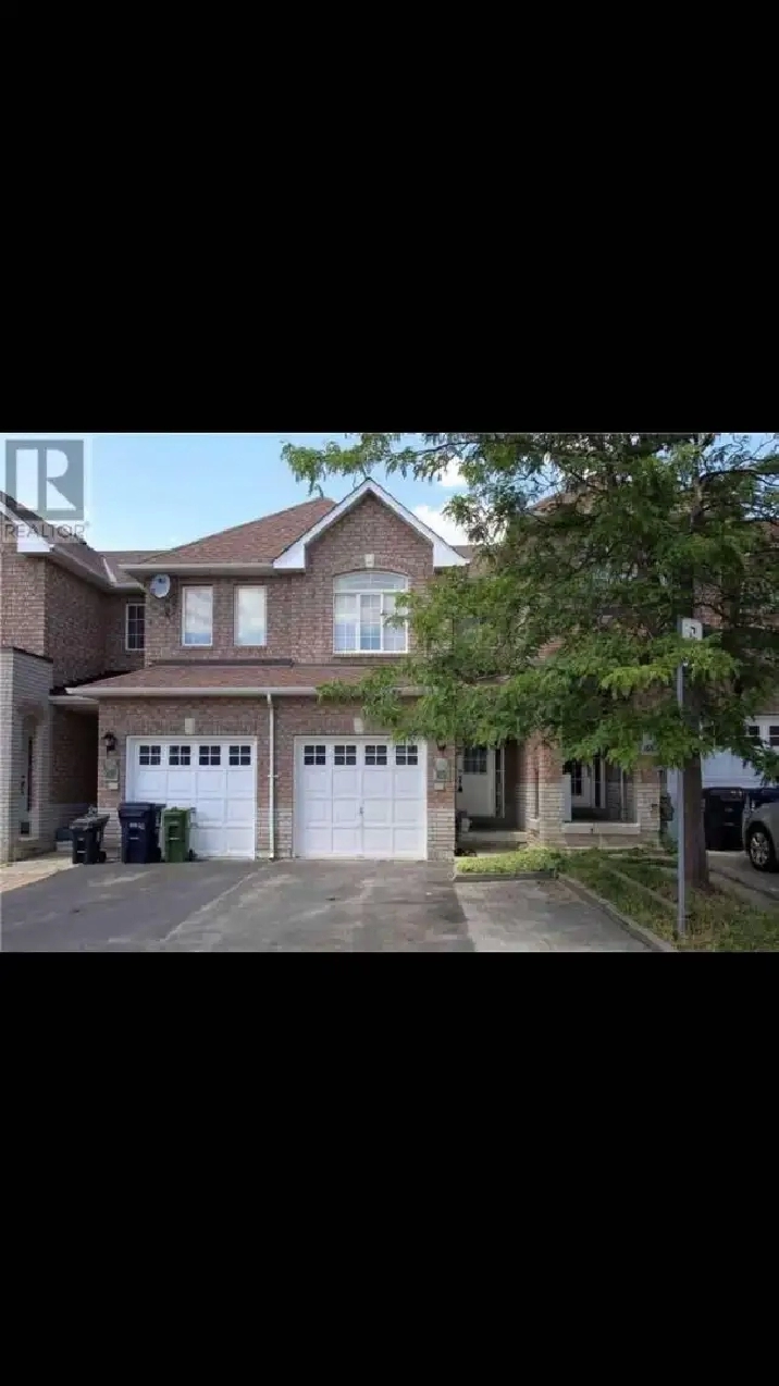 Room Available to Share in Etobicoke for Male