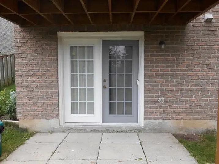 Renovated 2-Bedroom walkout basement(McCowan&Alton Tower Circle)