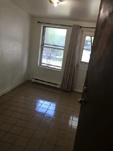 Facing Metro Place St Henri$538 Room with Own Address & Mailbox