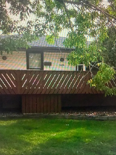 Main floor suite for rent in ogden