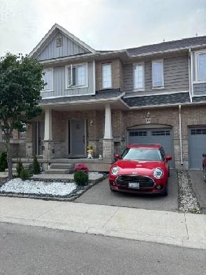 EXECUTIVE 3 BEDROOM TWO STOREY TOWNHOUSE FOR RENT