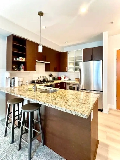 2Bed/2Bath Waterfront Condo Rent