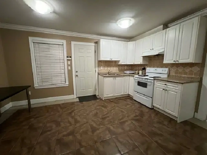 2 BEDROOM, 1 BATHROOM  NEW HOUSE!
