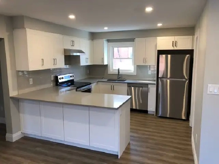 Spacious apartment in Triplex for rent
