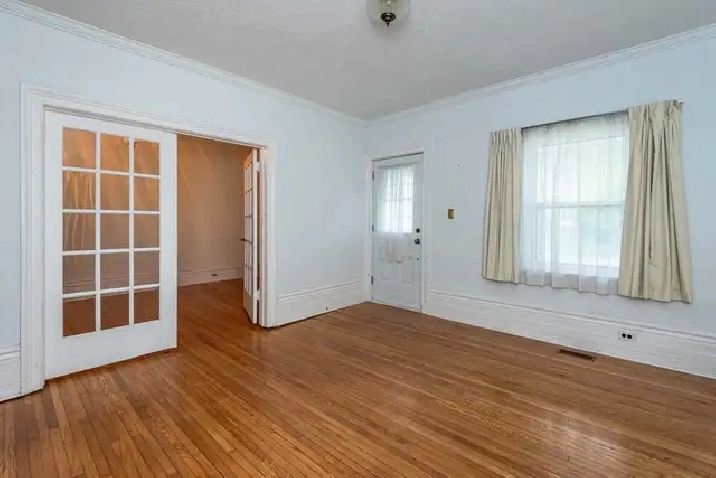 Well Priced 3 Bedroom Detached Home - Georgina