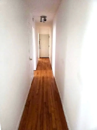 Beau logement 3 1/2 au centre-ville