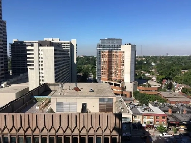 1 Bed Condo, Yonge and Eglinton, 5 minutes walk to subway