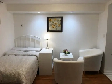 Private Bachelor for Rent (Islington/The Westway)