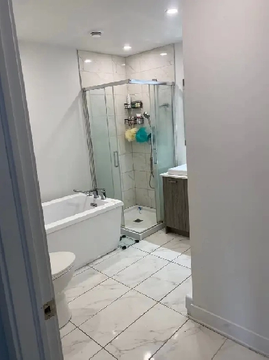 Chambre à louer Longueuil (près collège français et Blvd Nobert)