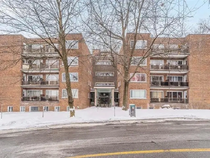2 MOIS GRATUIT!   BEL APPARTEMENTS SUR LA RUE RIDGEWOOD