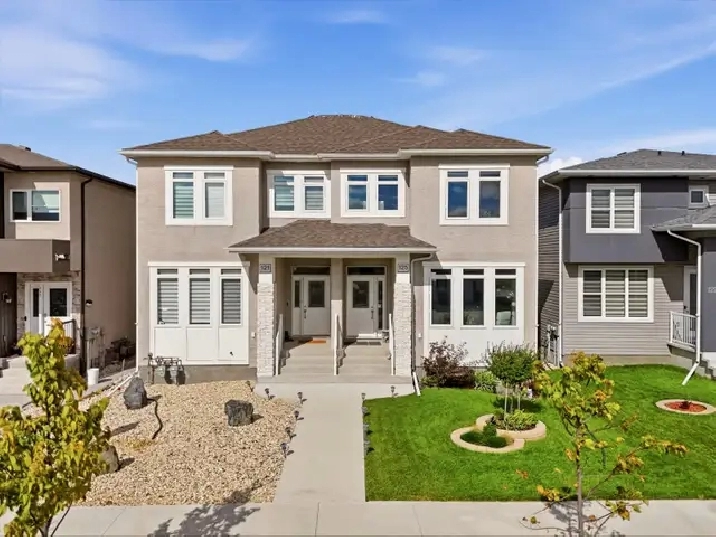 FOR SALE: Pristine Prairie Pointe Nearly New with Finished Bsmt!