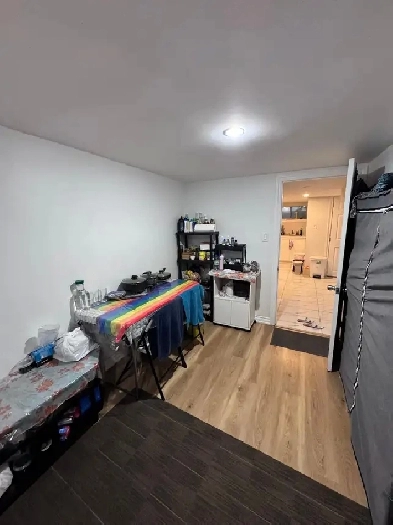 Room Rent -Kingstone-McCowan-Eglinton Intersection-$750