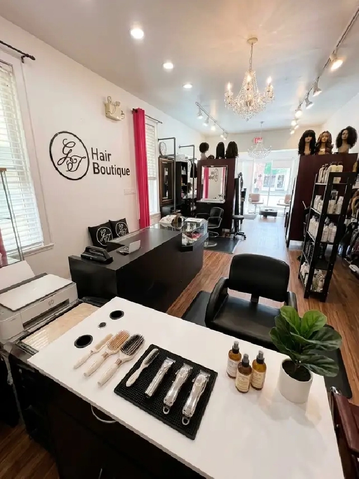 Salon Chair For Rent