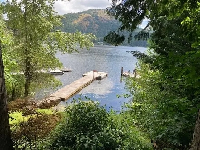 Shawnigan Lake Waterfront Rental