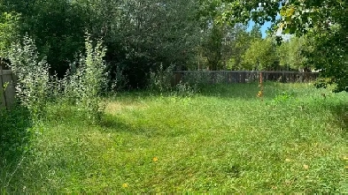 Great lot for Sale in Wpg Beach