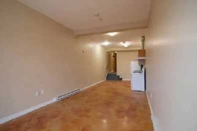 108 St. Paul St, St. Catharines - Bachelor Apartments