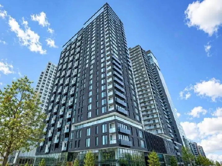 Large 3½  condo,  MetroAtwater, 16th floor,  $1800/m