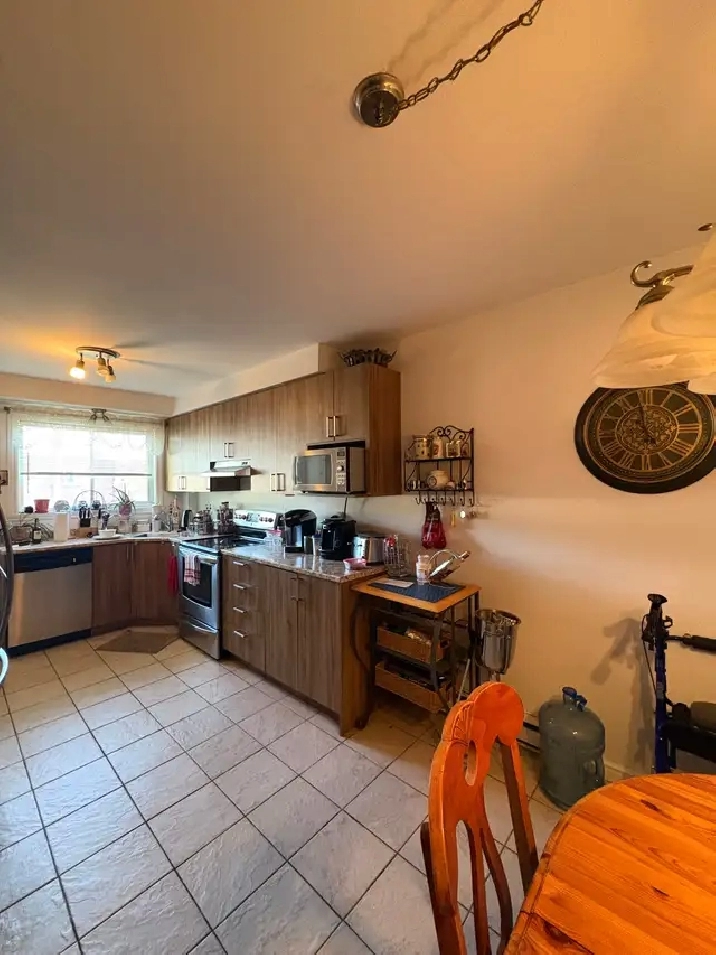 GRAND 5 1/2 BLAINVILLE