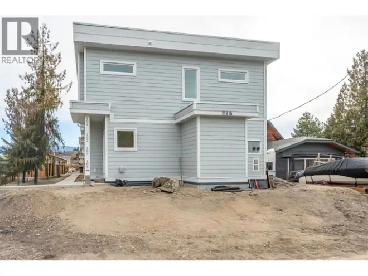 BRAND NEW HALF DUPLEX - SUMMERLAND, BC