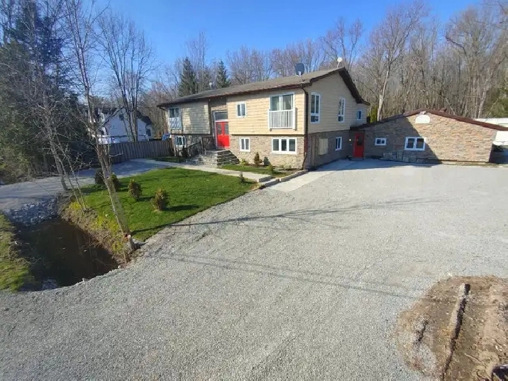 1 Bedroom Lakeview Apartment for Rent in Orillia