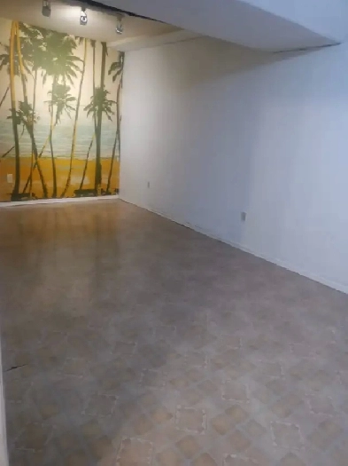 Separate entrance, very clean and near Apartment available