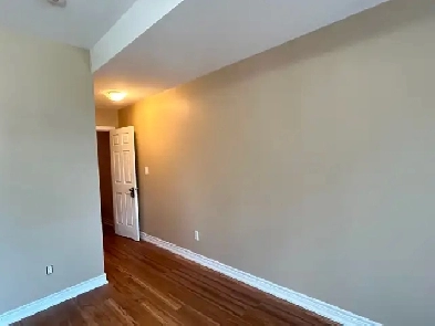 •	Spacious 3-Bedroom Upper Unit for Rent in Thorold