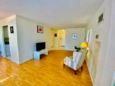 Mississauga City Centre All-Inclusive Suite
