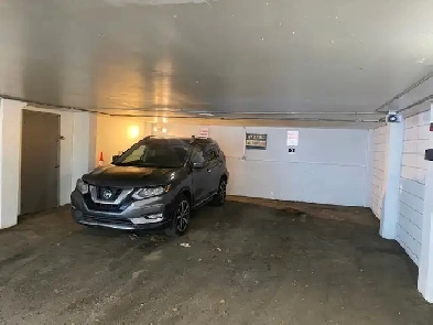 Parking stall