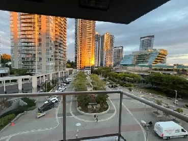 LIVE WHERE EVERYTHING IS WITHIN WALKING | SKYTRAIN AT YOUR DOORS