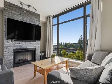 AFFORDABLE 9th floor condo with views on Burnaby Mtn!