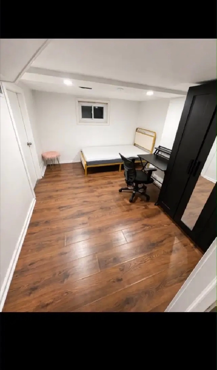 Room for rent available ASAP