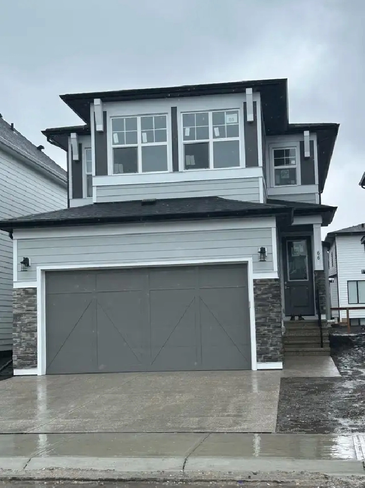 Stunning 4 Bedroom Luxury Home in Aspen Woods