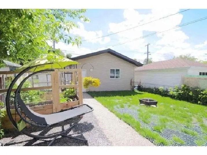 Ritchie area (close to UA & 82 Ave.), bedrooms for RENT