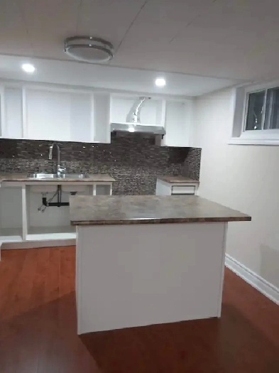 2 bedrooms  1 bath basement for rent!